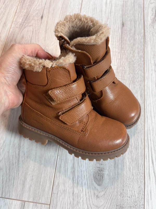 Brązowe dziecięce skórzane buty z rzepami, rozmiar 27